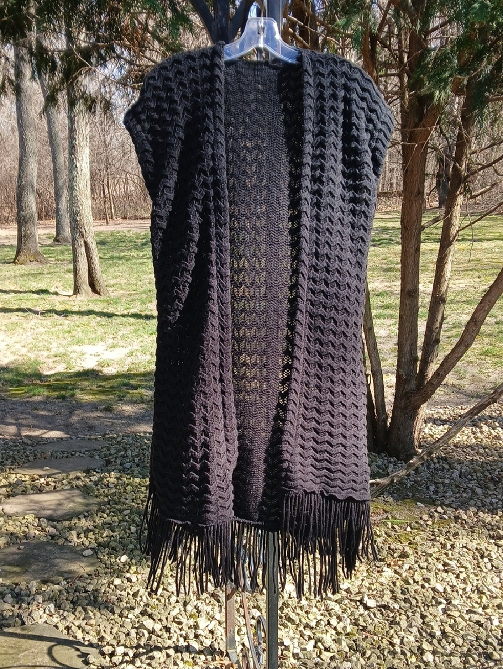 2 CHIC KNIT VEST WITH FRINGE sz M